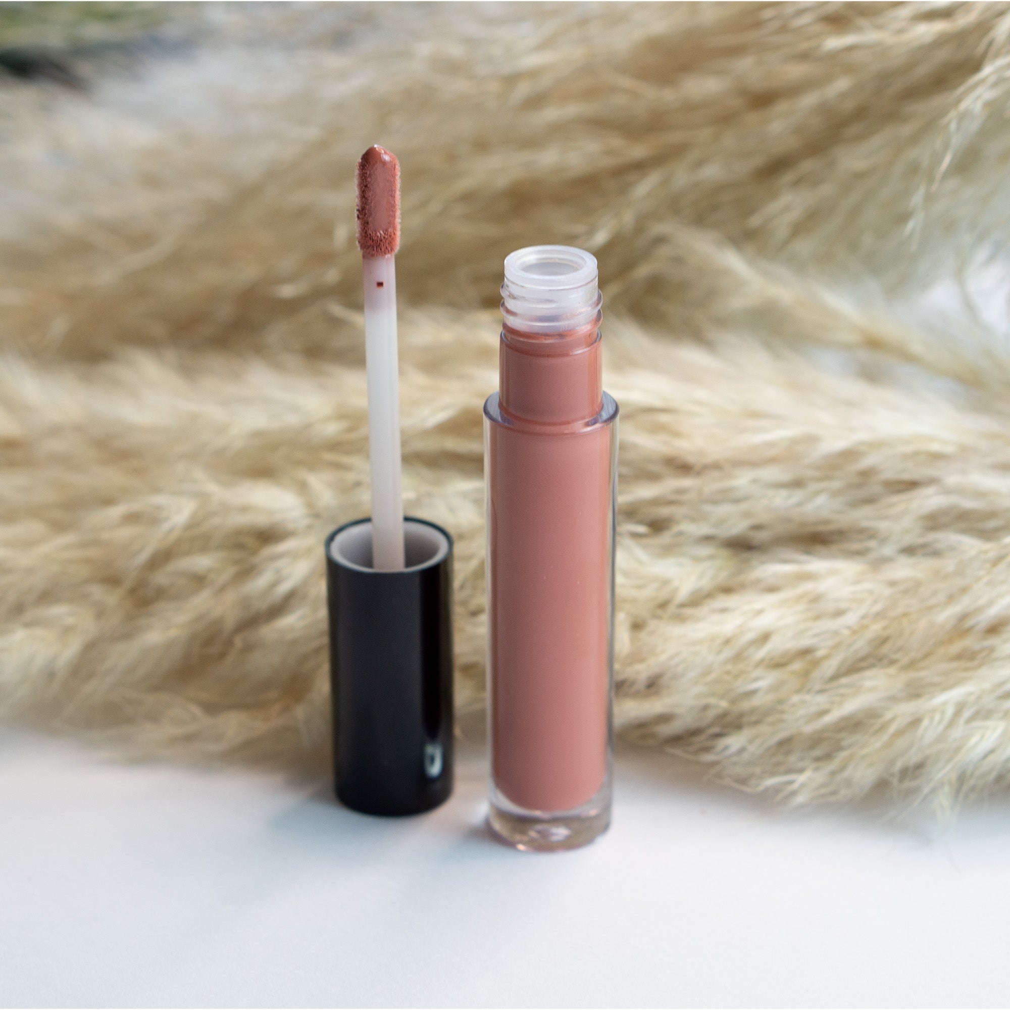 Lip Gloss - Chestnut - Lumifique